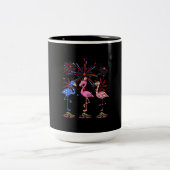 フラミンゴ・アメリカ国旗7月4日 ツートーンマグカップ (中央)