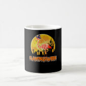 フラミンゴ | Flamingoween おもしろい Witch Halloween コーヒーマグカップ (中央)