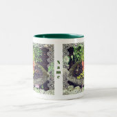 フラワーガーデンフェアリーパーソナライズされた ツートーンマグカップ (中央)