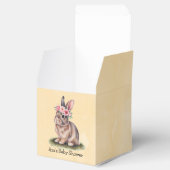 フラワークラウン赤ちゃんシャワー付き水彩バニー フェイバーボックス (オープン)