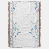 フラワーズンつる植物ブルー スローブランケット (正面縦)