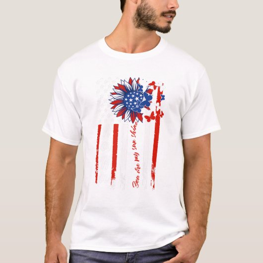 フラワーバタフライUSAウィズ Tシャツ (正面)