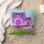 フラワーパワーのフクロウおよび彼女のowlet クッション (ブランケット)