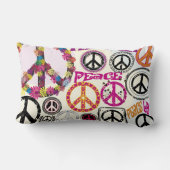 フラワーパワーレトロの平和及び愛ヒッピーの記号 ランバークッション (裏面)
