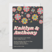 フラワーパワー70のレトロGroovyの結婚リハーサル 招待状 (正面)