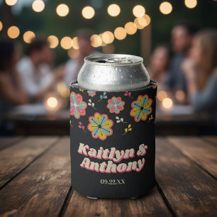 フラワーパワー70のレトロGroovy 結婚's 缶クーラー
