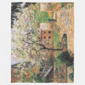 フラワープラムの木、エラグニーカミーユピサロ フリースブランケット (正面)