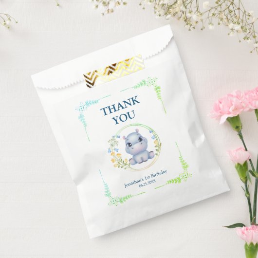 フラワーリースかわいいヒポタマス誕生日ありがとう フェイバーバッグ (封をした状態)