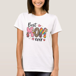 フラワーレオパードの虹色デザインのママ Tシャツ