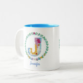 フラワーレターイニシャル「J」の名前パーソナライズされた付き ツートーンマグカップ (正面左)