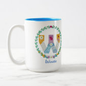 フラワーレターイニシャル「W」の名前パーソナライズされた付き ツートーンマグカップ (左)