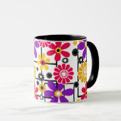 フラワーレトロ、明るいレトロ、フローラ、赤と黄色 マグカップ (正面右)