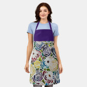 フラワー鮮やかローズブーケエプロン エプロン (着用した状態)