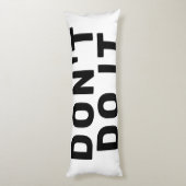 フランキリラックスーがハリウッドの有益な映画に出演 ボディピロー (裏面 (縦))