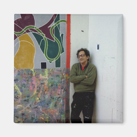 フランク・ステラと彼の作品の一つ マグネット (正面)