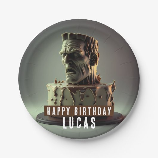 フランケンシュタイン誕生日チョコレートケーキ – ペーパープレート (正面)