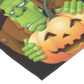 フランケンシュタイン・モンスターマンガとカボチャ ショートテーブルランナー (コーナー)