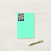 フランシスのある新鮮な果物 ポストイット (デスク上)