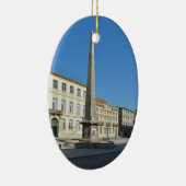 フランシスのアルレスのオベリスク セラミックオーナメント (右)