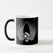 フランジ付きスカル（翼あり） モーフィングマグカップ (左)