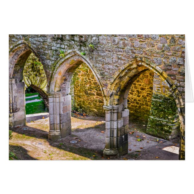 フランスのな大修道院からの場面 (正面横)