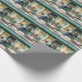 フランスのカフェ：ベルサイユの居心地の良いシーン。 ラッピングペーパー (角)