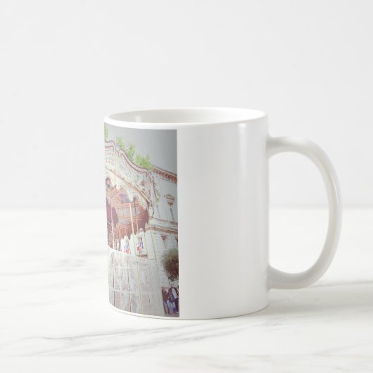 フランスのカルーセル コーヒーマグカップ (右)