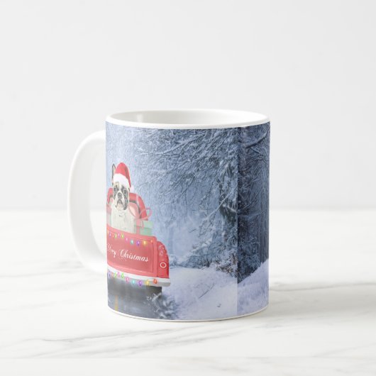 フランスのクリスマスに座って雪の中のブルドッグ コーヒーマグカップ (正面左)