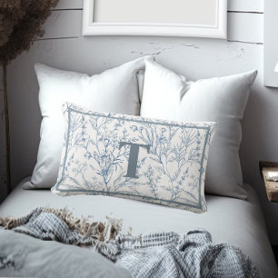 フランスのコテージブルーホワイトフローラモノグラム ランバークッション