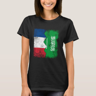フランスのサウジアラビアがサウジの半分のルーツに旗を立てフランスのる Tシャツ
