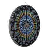 フランスのストラスブールのステンドグラスバラ窓 ダーツボード (正面左)