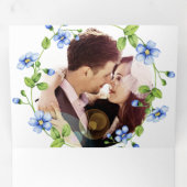 フランスのブルーワイルドフラワーフローラ結婚リース 三つ折り招待状 (内部最初)