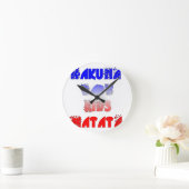 フランスのベビーキッズハクナマタタ.png ラウンド壁時計 (ホーム)