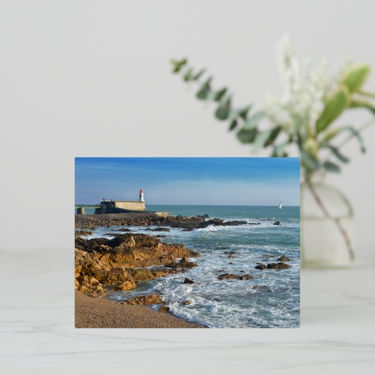 フランスのレ・サブル・ドローヌの岩の海岸線 箔シーズンポストカード (立ち正面)