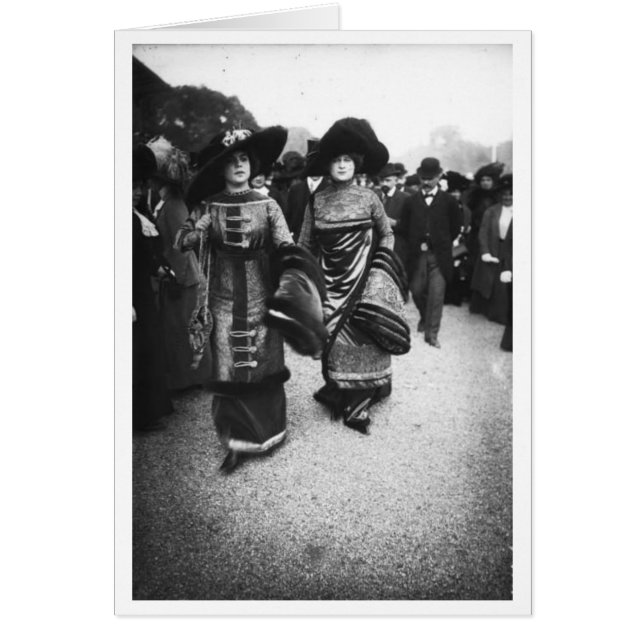 フランス人のファッションのヴィンテージ (正面)