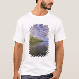 フランス領ポリネシア、モーレア島。クック湾。クルーズ船 2 Tシャツ