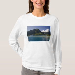フランス領ポリネシア、モーレア島 ポール・ゴーギャン Tシャツ