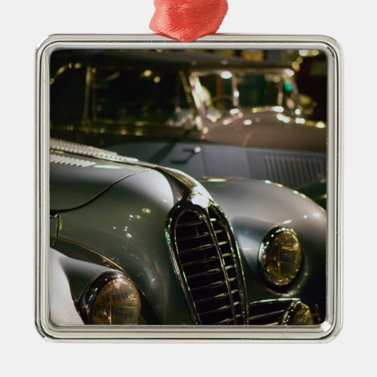 フランス、アルサス（ハウト·ライン）、マルハウス：博物館3 メタルオーナメント (正面)