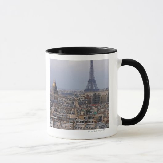 フランス、パリのエッフェル塔との都市景観 マグカップ (右)