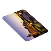 フランス、パリ、セーヌ川、コンシェルジュリー マグネット (右側)