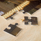 フランス、パリ。ノートルダム大聖堂インテリア。 ジグソーパズル (側面)