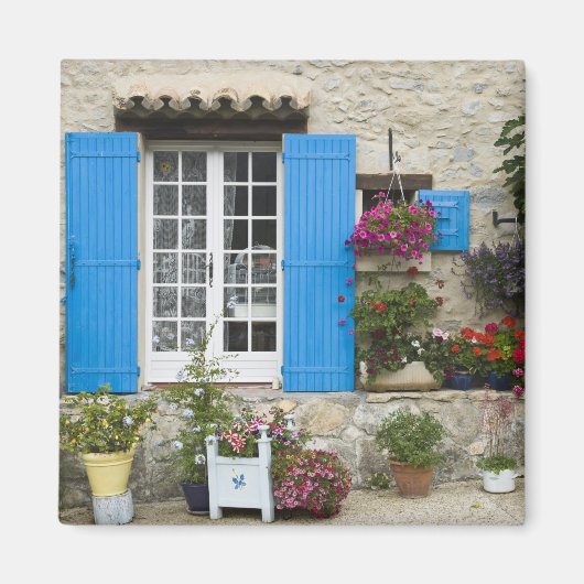 フランス、プロヴァンス、サン・レガー・デュ・ヴェントゥー。 マグネット (正面)