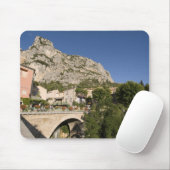 フランス、プロヴァンス、ムースティエス-サンテ-マリー。 マウスパッド (マウス)
