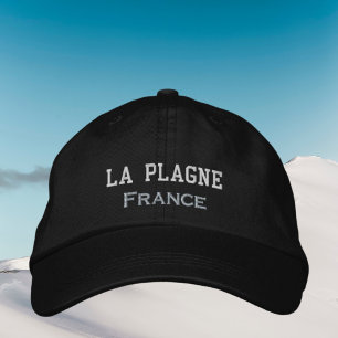 フランス・ラ・プラーニュのウィンタースキーリゾート旅行の服装 刺繍入りキャップ