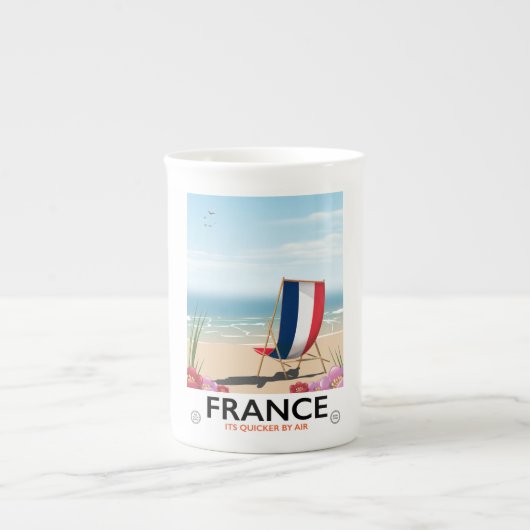 フランス 海辺 ビーチ 旅行 ポスター ボーンチャイナマグカップ (正面)