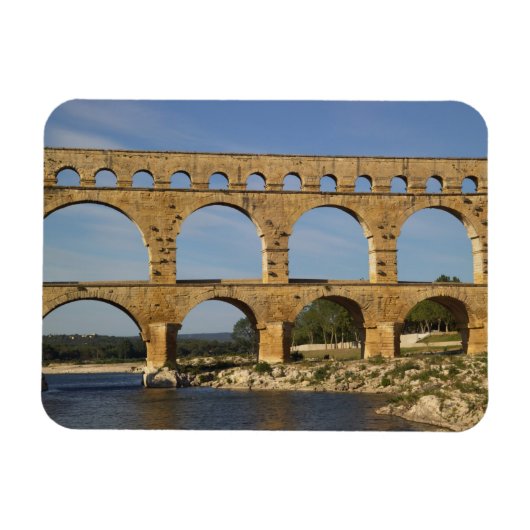 フランス、Languedoc Roussillon、Gard、Pont du Gard マグネット (横)