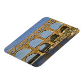 フランス、Languedoc Roussillon、Gard、Pont du Gard マグネット (左側)