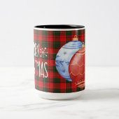 フランネルクラシックの背景にクリスマスを楽しむ ツートーンマグカップ (中央)