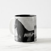 フリエ誇りを持ったシア黒牡馬 ツートーンマグカップ (正面左)