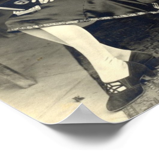 フリダカーロ着席 ポスター (角)